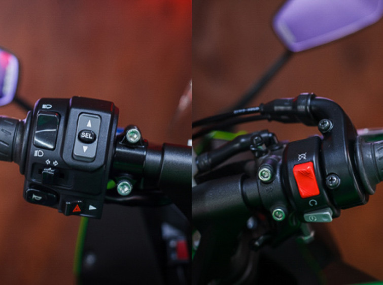 Мотоцикл Kawasaki Ninja Z1000SX TRACTION ABS с пробегом 14307 км