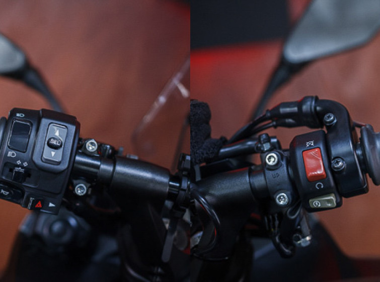 Мотоцикл Kawasaki Ninja Z1000SX TRACTION ABS з пробігом 34300 км