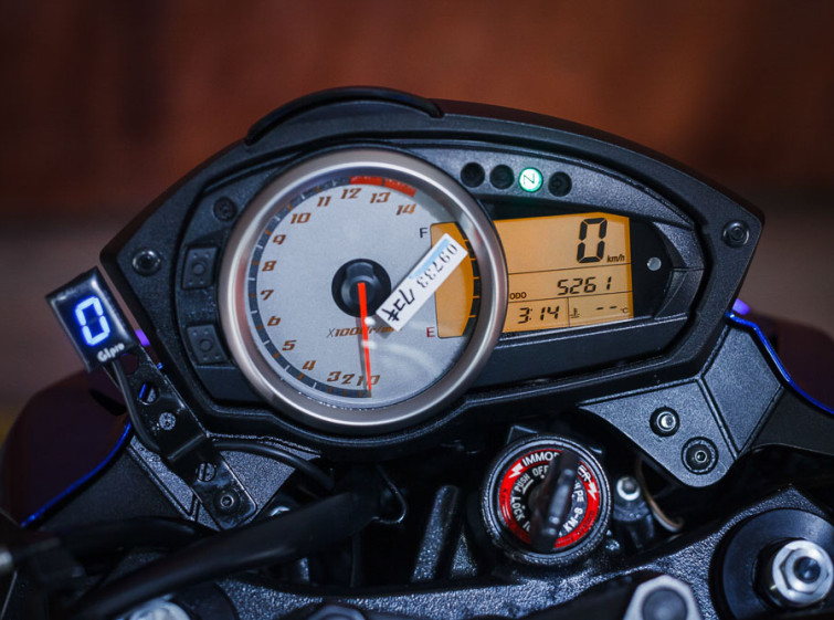 Мотоцикл Kawasaki Z750 з пробігом 5261 км