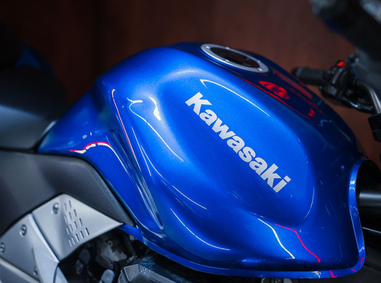 Мотоцикл Kawasaki Z750 з пробігом 5261 км