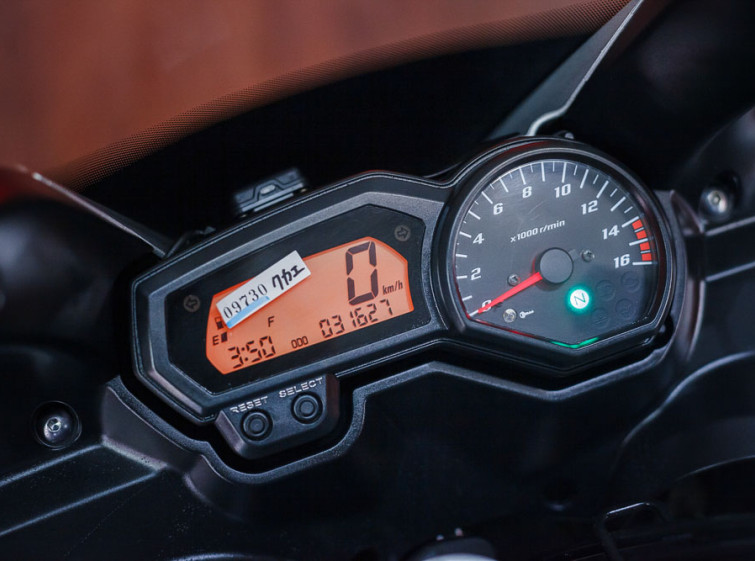Мотоцикл Yamaha FZ6 FAZER с пробегом 31627 км
