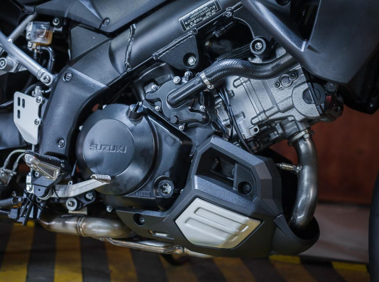 Мотоцикл Suzuki V-Strom DL1000 Traction ABS с пробегом 18316 км