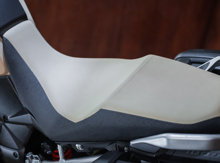 Мотоцикл Suzuki V-Strom DL1000 Traction ABS с пробегом 18316 км