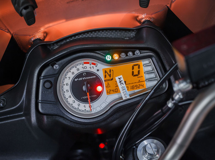 Мотоцикл Suzuki V-Strom DL650 XT ABS с пробегом 18924 км