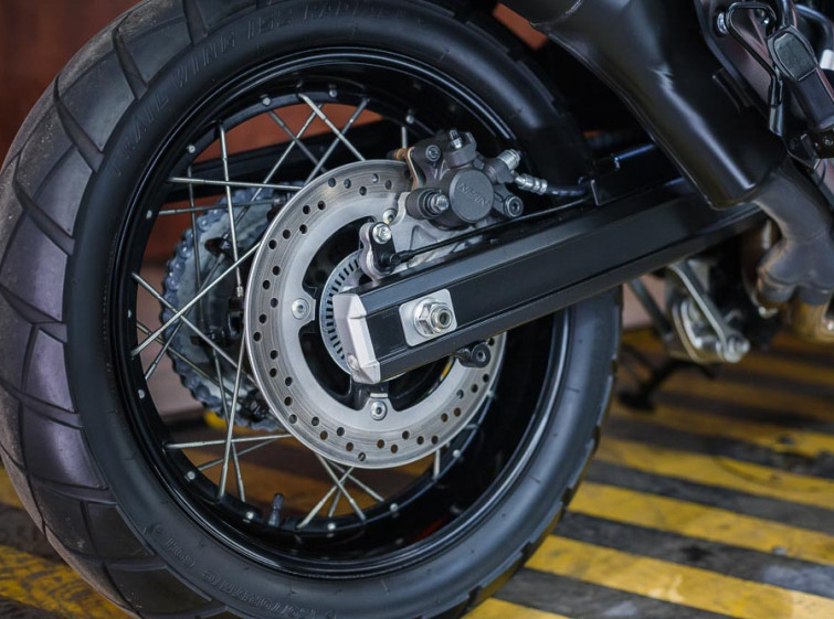 Мотоцикл Suzuki V-Strom DL650 XT ABS с пробегом 18924 км