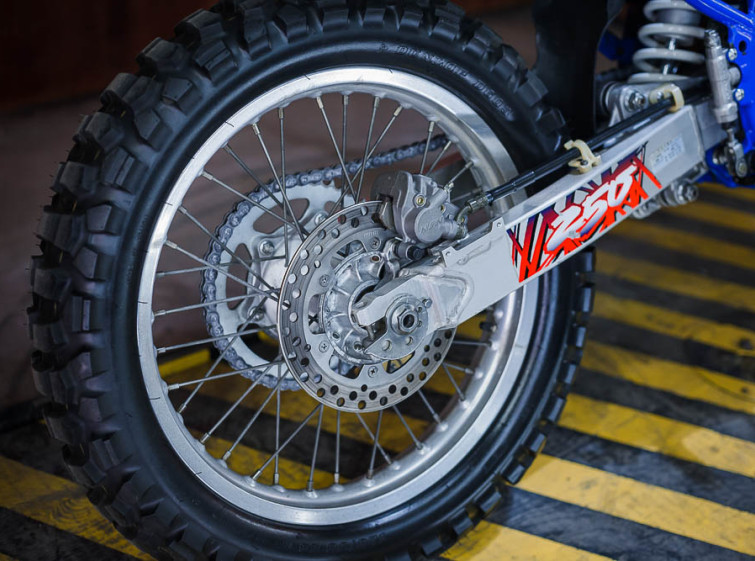 Мотоцикл Suzuki RMX 250 с пробегом 7839 км