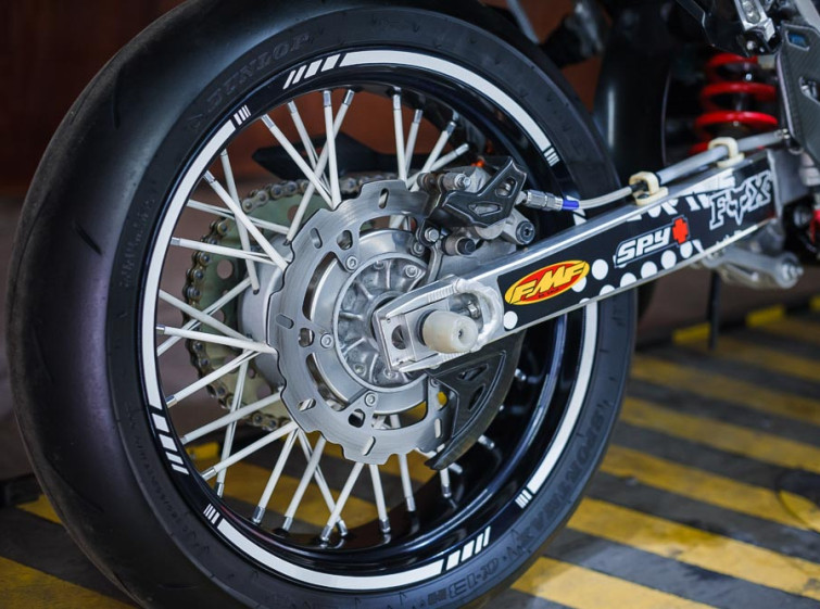 Мотоцикл Suzuki DR-Z400SM с пробегом 25941 км