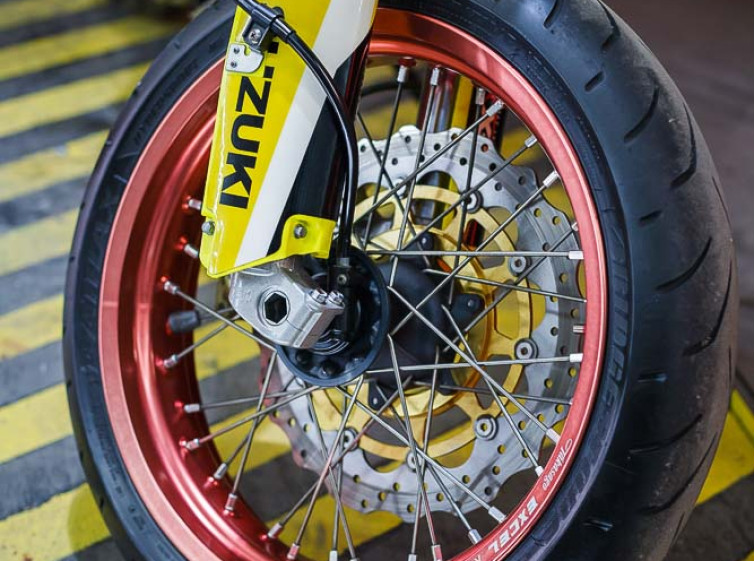 Мотоцикл Suzuki DR-Z400SM с пробегом 21400 км