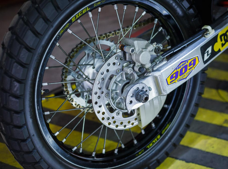 Мотоцикл Suzuki DR-Z400S с пробегом 25988 км