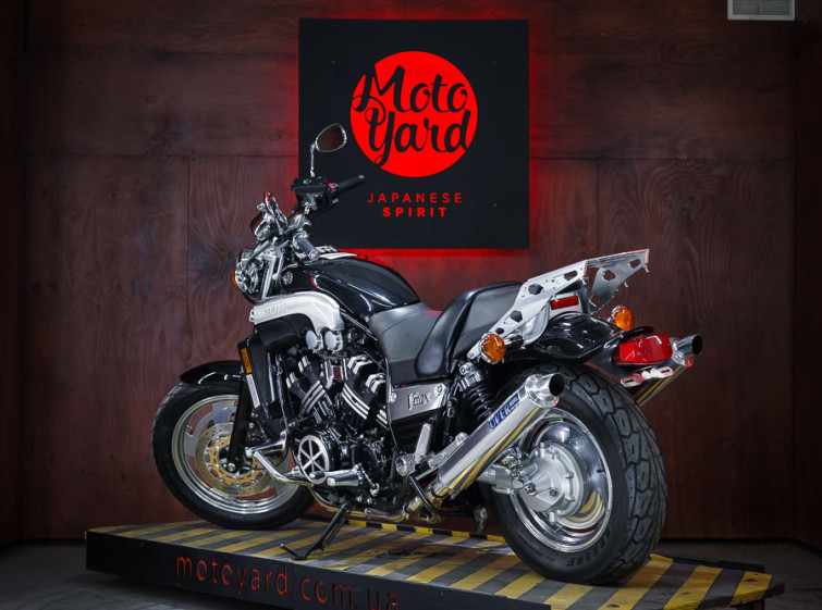 Мотоцикл Yamaha V-MAX 1200 с пробегом 15177 км