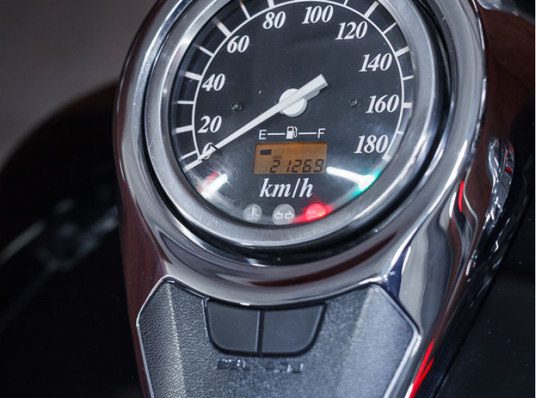 Мотоцикл Suzuki Intruder 400 с пробегом 21269 км