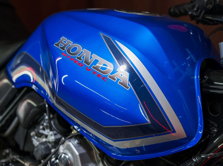 Мотоцикл Honda CB 400 SF з пробігом 25279 км