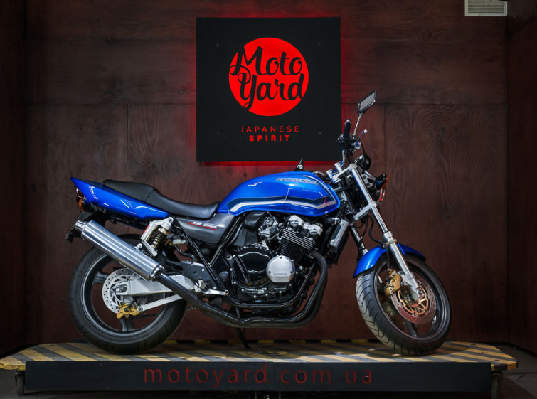 Мотоцикл Honda CB 400 SF з пробігом 25279 км