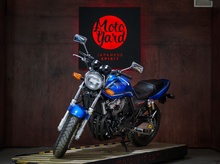 Мотоцикл Honda CB 400 SF з пробігом 25279 км