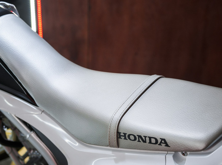 Мотоцикл Honda CRF250L с пробегом 2782 км