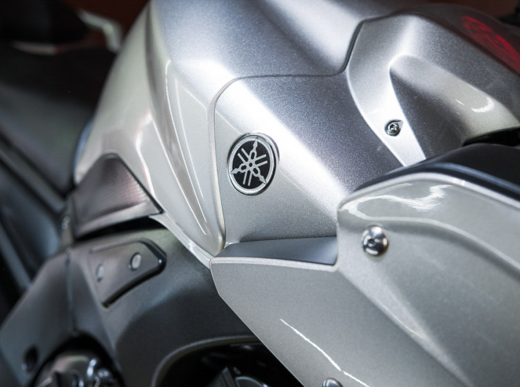 Мотоцикл Yamaha FZ1 с пробегом 13647 км