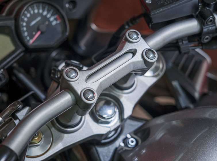 Мотоцикл Yamaha FZ1 с пробегом 13647 км