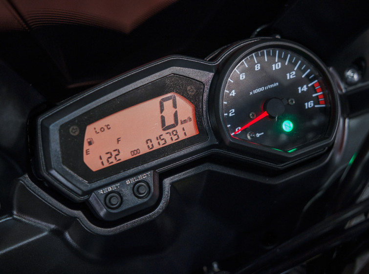 Мотоцикл Yamaha FZ6 FAZER Spec 2 ABS с пробегом 15791 км