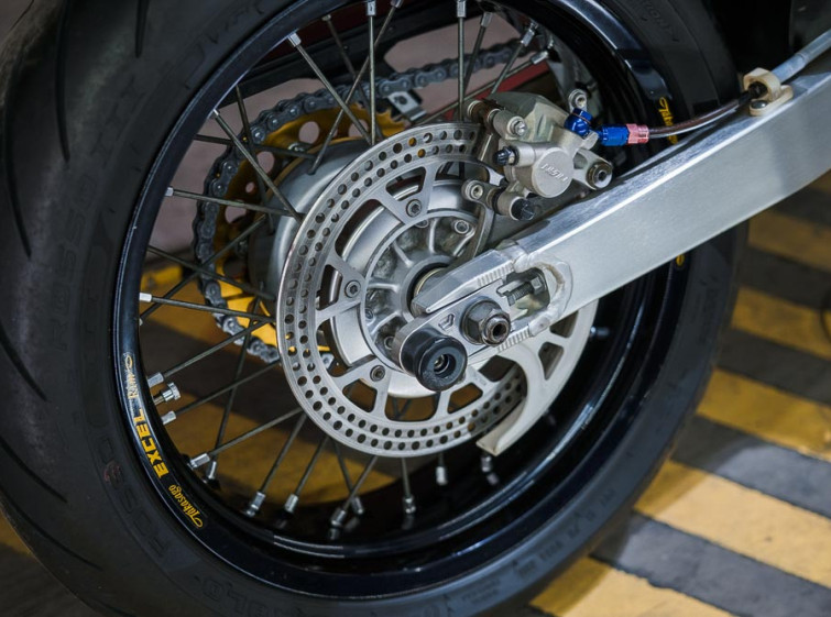 Мотоцикл Suzuki DR-Z400SM с пробегом 38866 км