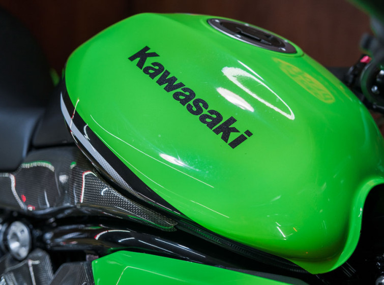 Мотоцикл Kawasaki Ninja ER400R с пробегом 5727 км