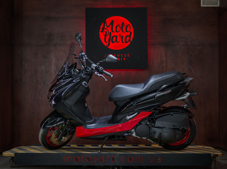 Макси скутер Yamaha Majesty S с пробегом 7598 км