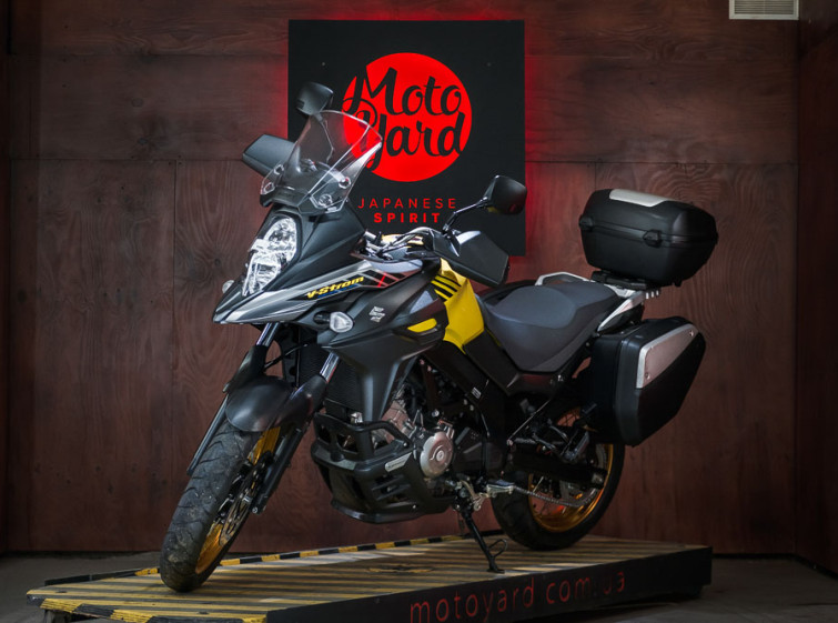 Мотоцикл Suzuki V-Strom DL650 XT ABS Traction з пробігом 30701 км