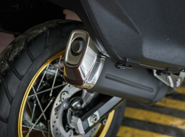 Мотоцикл Suzuki V-Strom DL650 XT ABS Traction з пробігом 30701 км