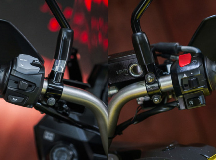 Мотоцикл Suzuki V-Strom DL650 XT ABS Traction з пробігом 30701 км