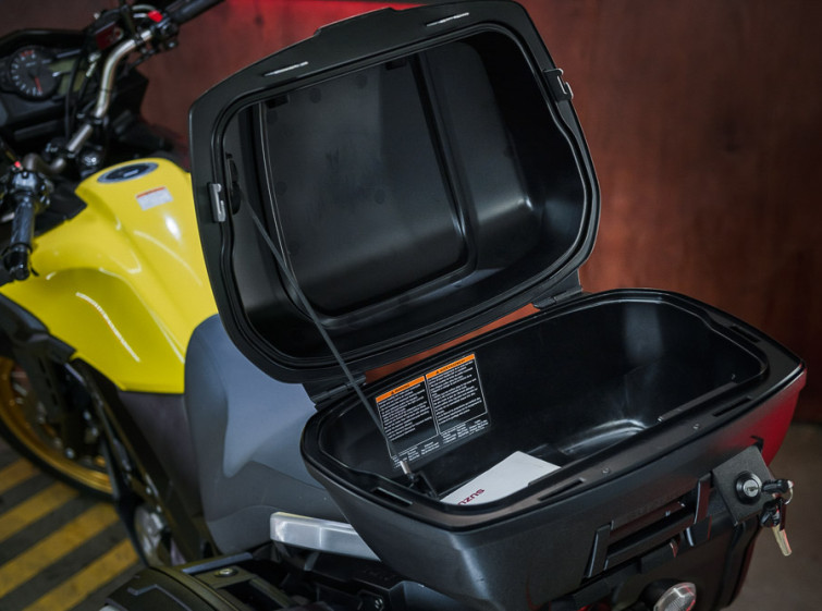 Мотоцикл Suzuki V-Strom DL650 XT ABS Traction з пробігом 30701 км