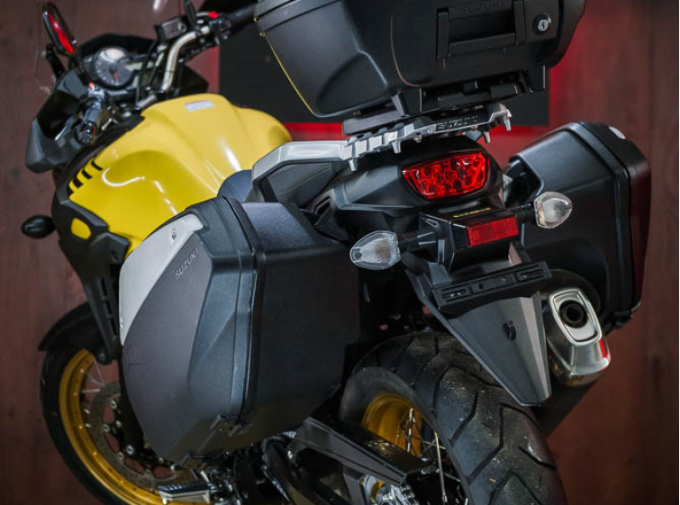 Мотоцикл Suzuki V-Strom DL650 XT ABS Traction з пробігом 30701 км