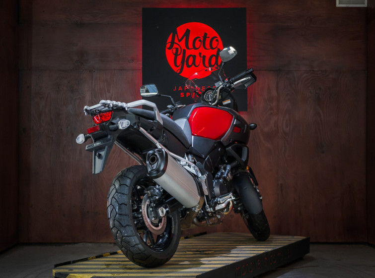 Мотоцикл Suzuki V-Strom DL1000 Traction ABS с пробегом 8924 км
