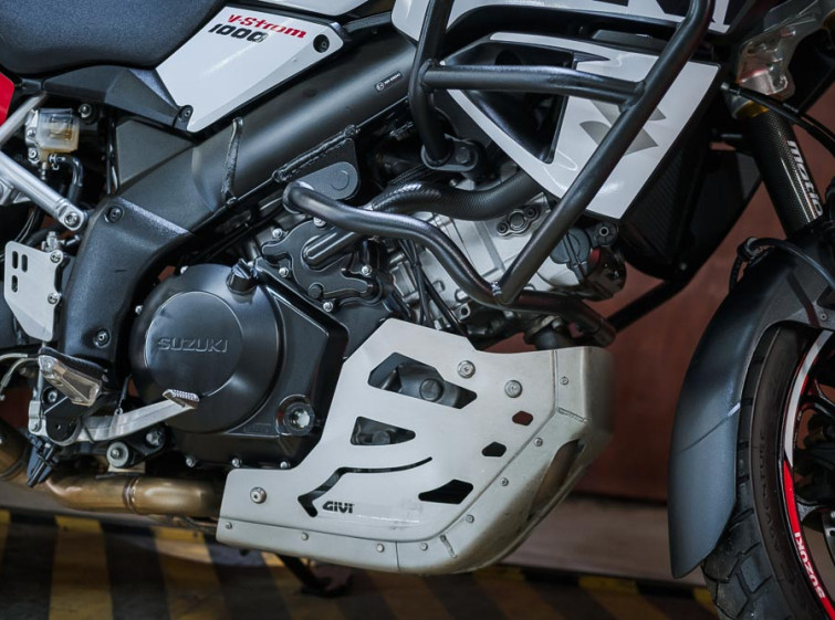 Мотоцикл Suzuki V-Strom DL1000 Traction ABS с пробегом 28492 км