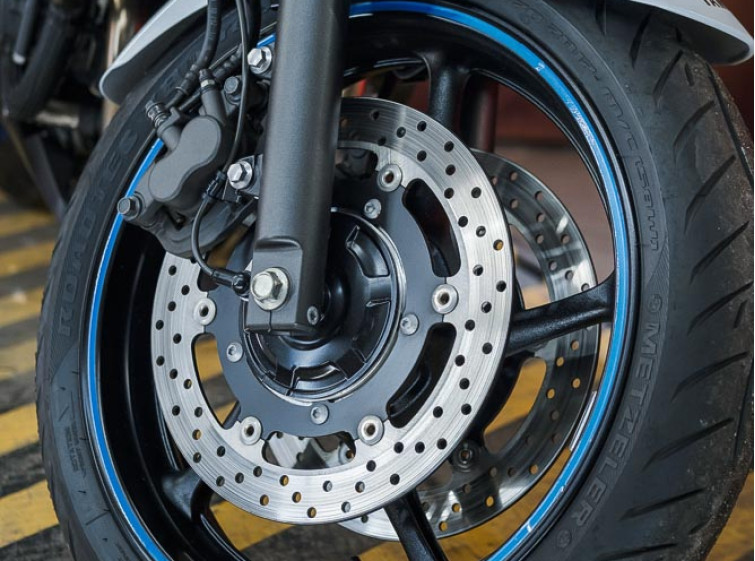 Мотоцикл Yamaha XJ6 Diversion ABS с пробегом 7189 км