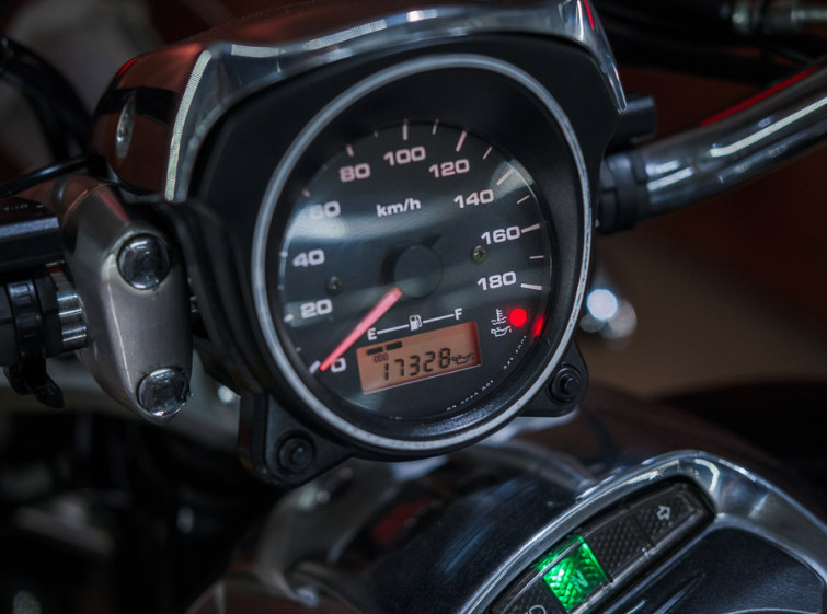 Мотоцикл Suzuki Boulevard 400 з пробігом 17328 км