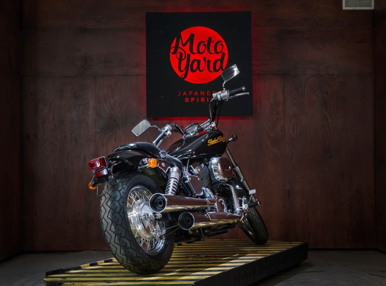 Мотоцикл Honda Shadow Slasher 400 с пробегом 14378 км