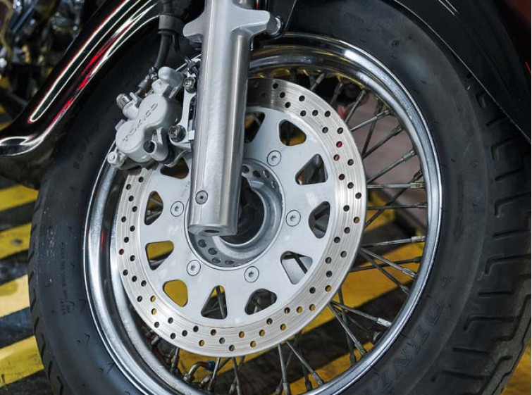 Мотоцикл Suzuki Intruder 400 с пробегом 15638 км