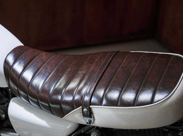 Мотоцикл Honda CB400SS-E с пробегом 35895 км