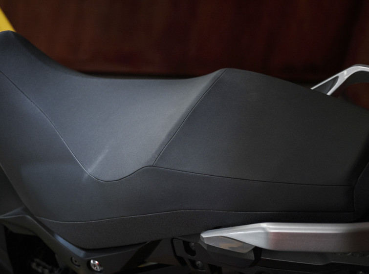 Мотоцикл Suzuki V-Strom DL650 Traction ABS с пробегом 12696 км