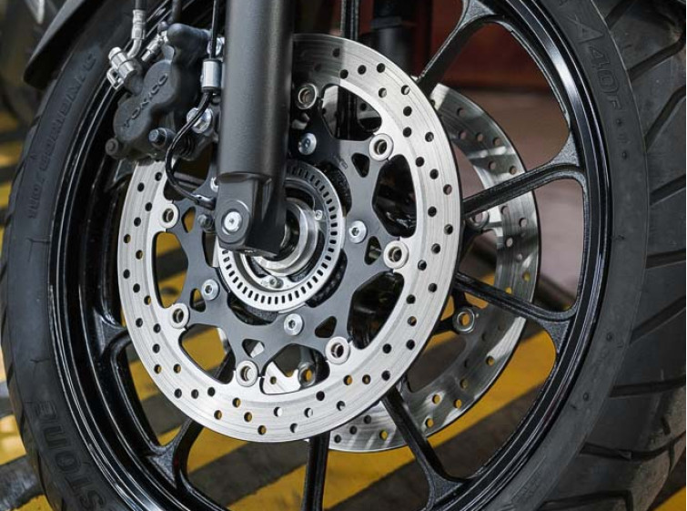 Мотоцикл Suzuki V-Strom DL650 Traction ABS с пробегом 12696 км