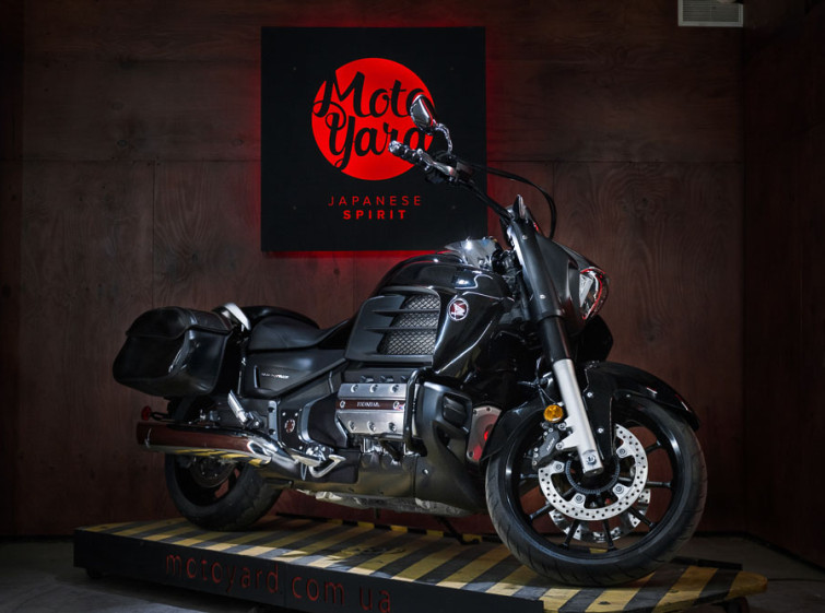 Мотоцикл Honda GL1800 Valkyrie ABS с пробегом 7459 миль