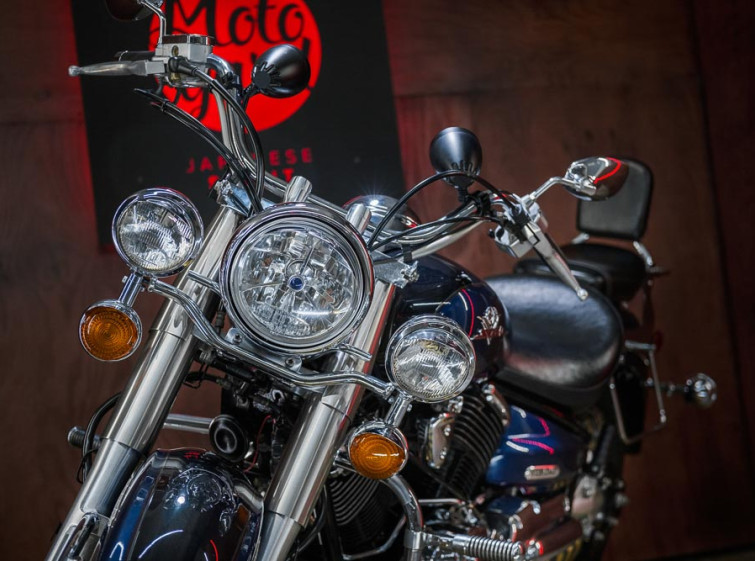 Мотоцикл Yamaha Drag Star 1100 с пробегом 13901 миль