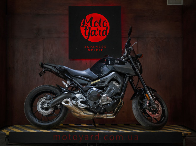 Мотоцикл Yamaha MT-09 с пробегом 10839 км