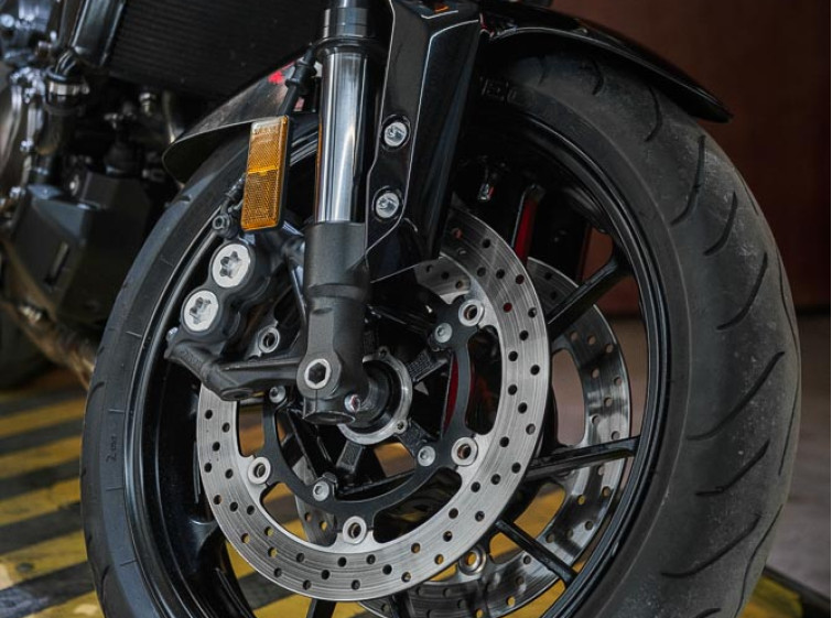 Мотоцикл Yamaha MT-09 с пробегом 10839 км