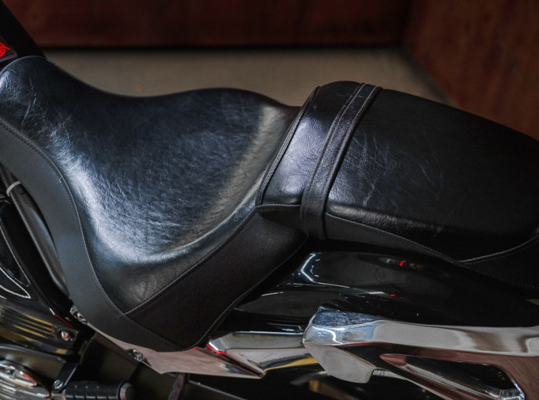 Мотоцикл Yamaha XV1900 Raider з пробігом 1970 миль