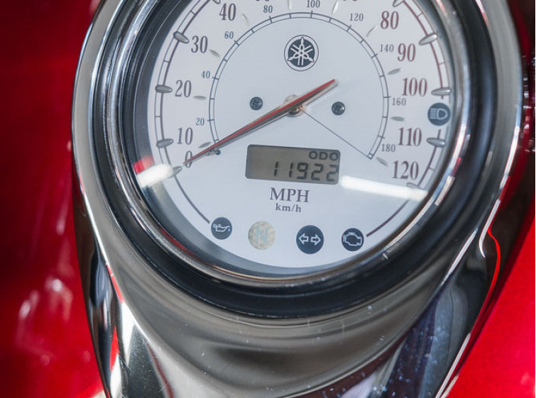 Мотоцикл Yamaha Drag Star 1100 с пробегом 11922 миль