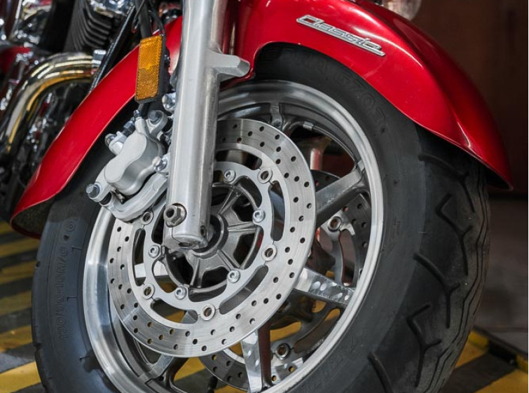 Мотоцикл Yamaha Drag Star 1100 с пробегом 11922 миль