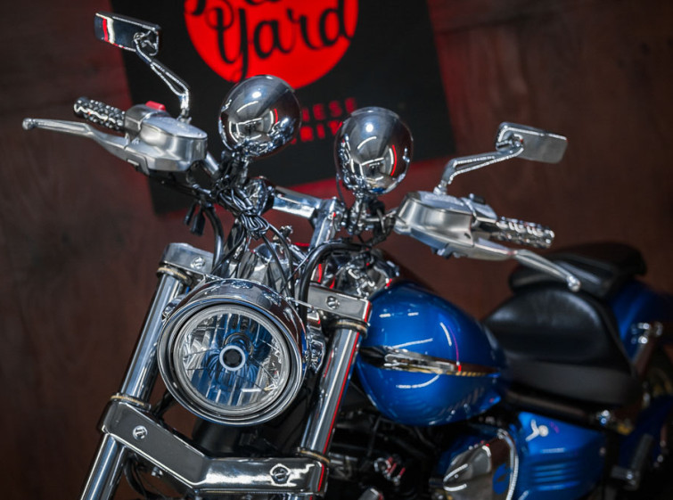 Мотоцикл Yamaha XV1900 Raider S з пробігом 5791 миль