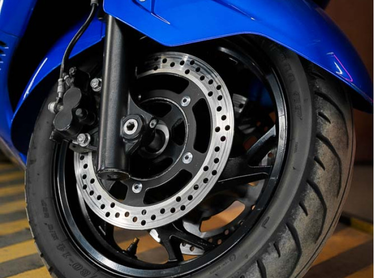 Макси Скутер Suzuki SkyWave 400 Type S с пробегом 22365 км