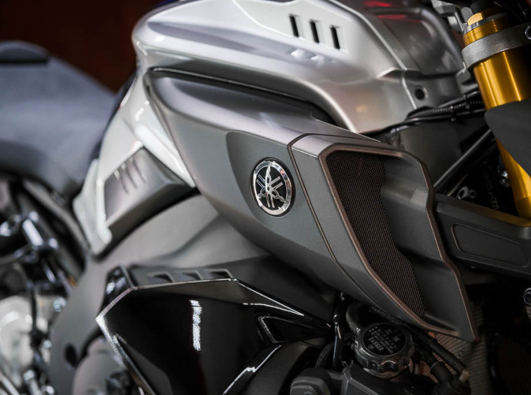 Мотоцикл Yamaha Yamaha MT-10SP Максимальная комплектация с пробегом 11340 км