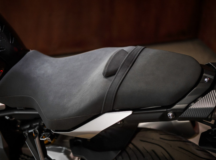 Мотоцикл Yamaha Yamaha MT-10SP Максимальная комплектация с пробегом 11340 км